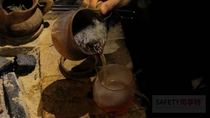 從“火塘烤茶”到“圍爐煮茶”，傳承中華茶文化 [精制鋼圍爐茶桌|炭火爐](圖4)
