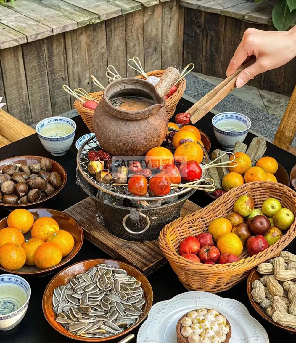 圍爐煮茶刷屏，一起來感受古詩詞中的茶風茶韻「圍爐茶桌，炭火爐」(圖1)